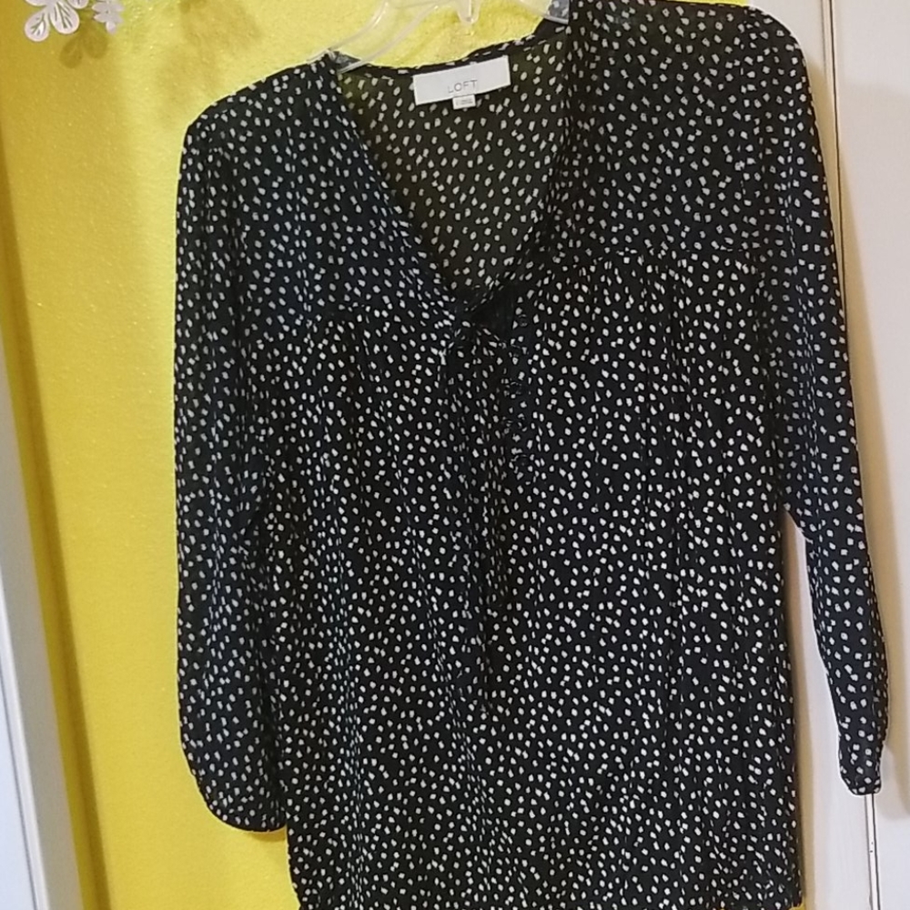 Ann Taylor Loft blouse with tie and buttons